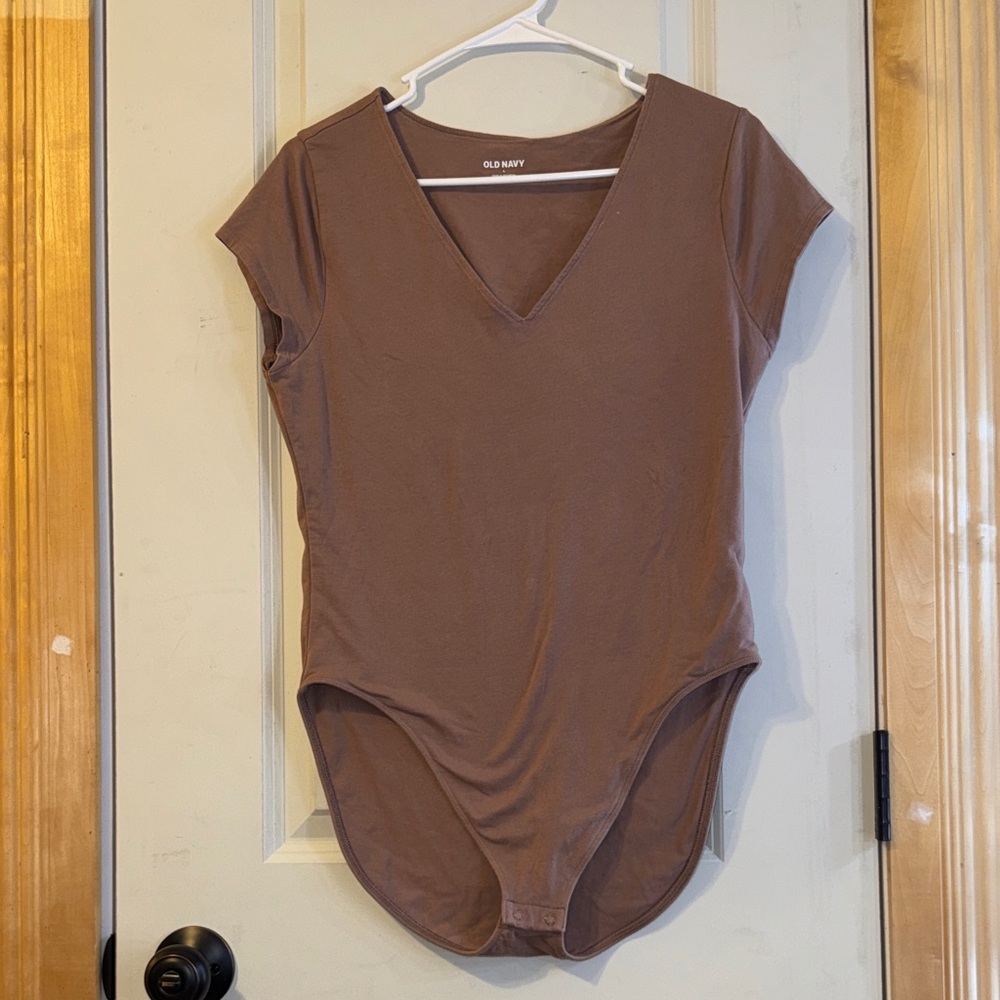 Old Navy V-Neck Tan Bodysuit - Picture 1 of 3